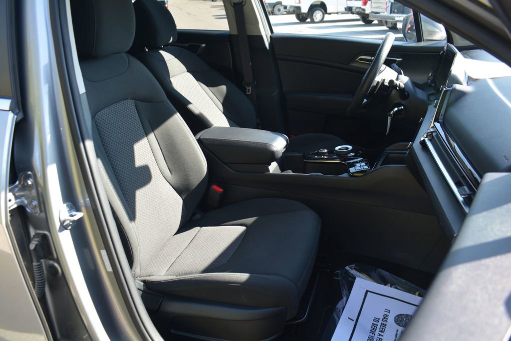 Used 2023 Kia Sportage LX AWD/4WD image 20