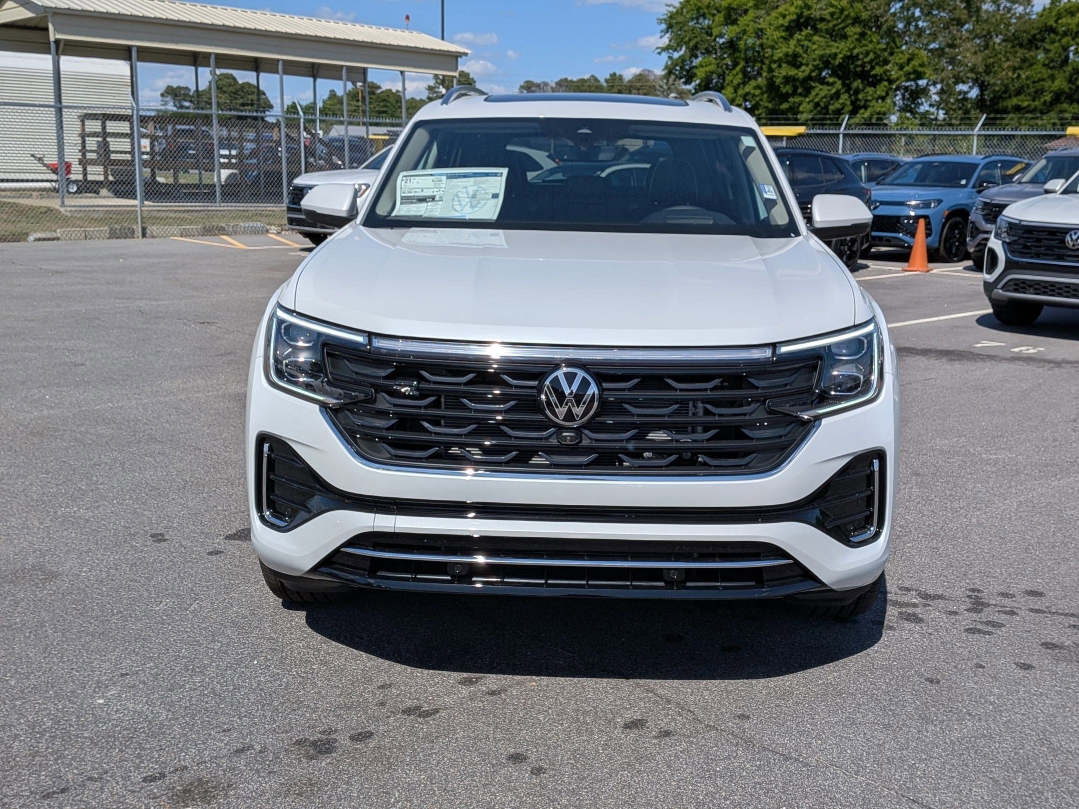 New 2026 Volkswagen Atlas SEL Premium R-Line AWD/4WD image 8