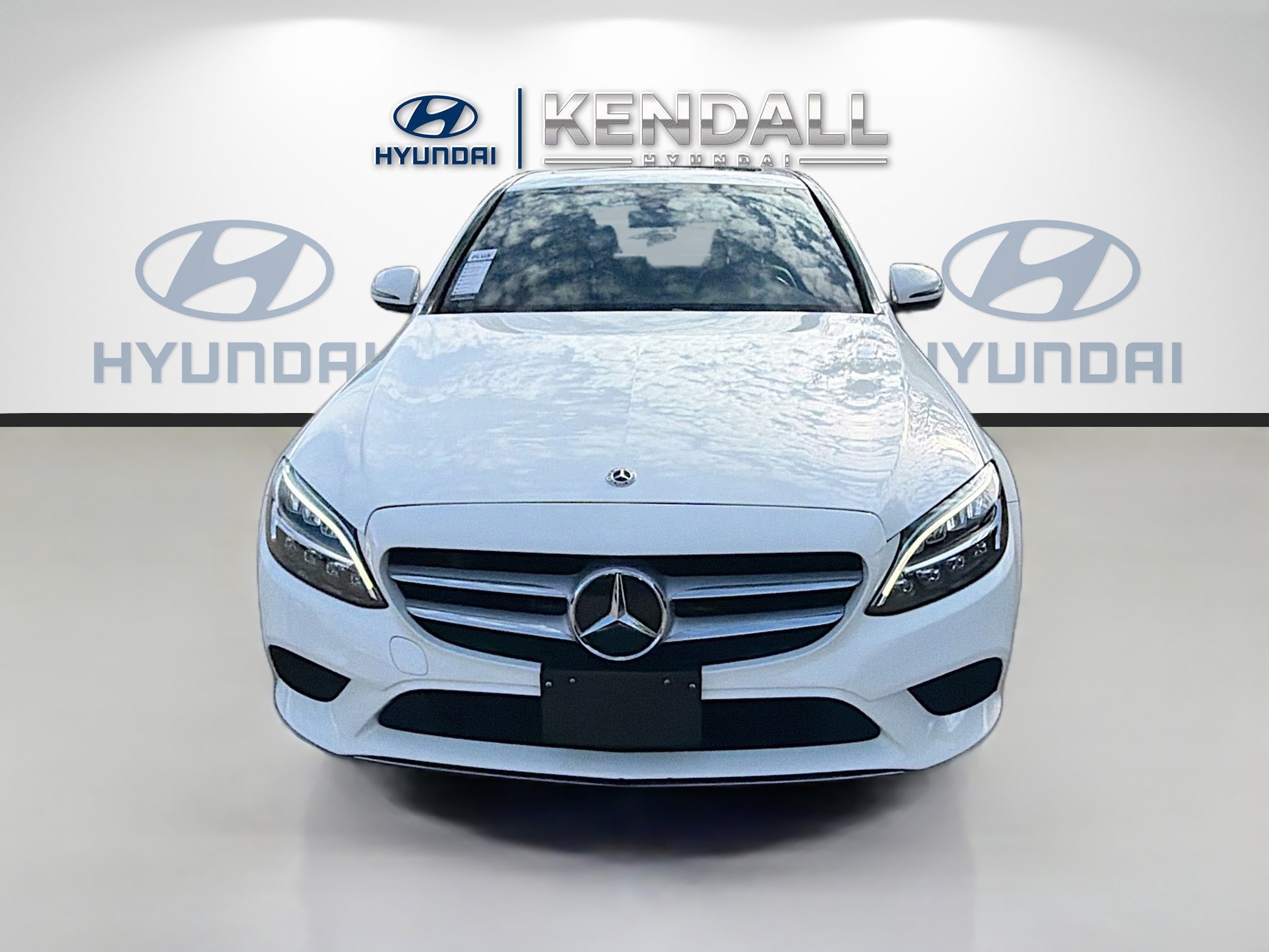 Used 2019 Mercedes-Benz C 300 Sedan image 2