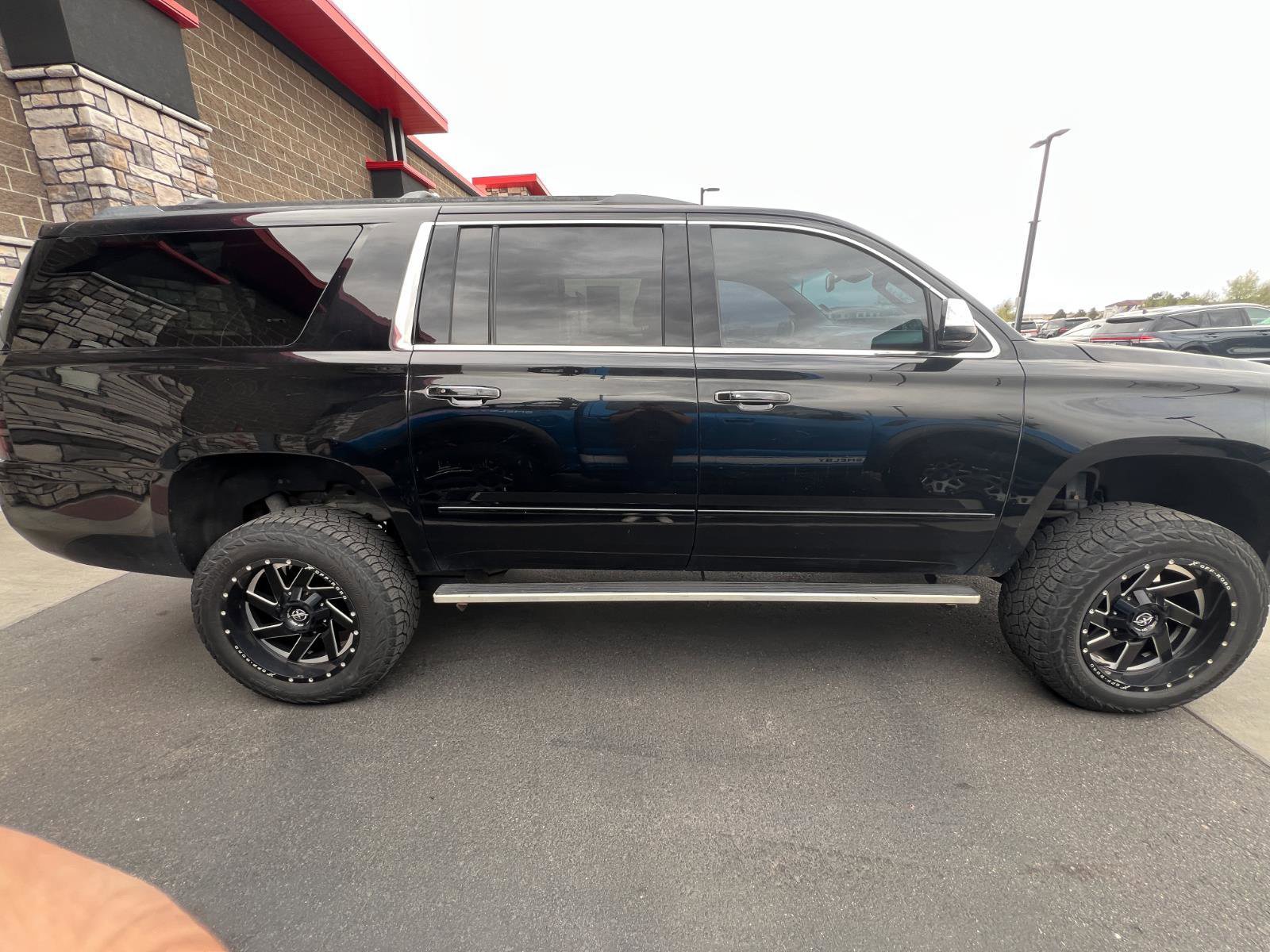 Used 2015 Chevrolet Suburban LTZ AWD/4WD image 2