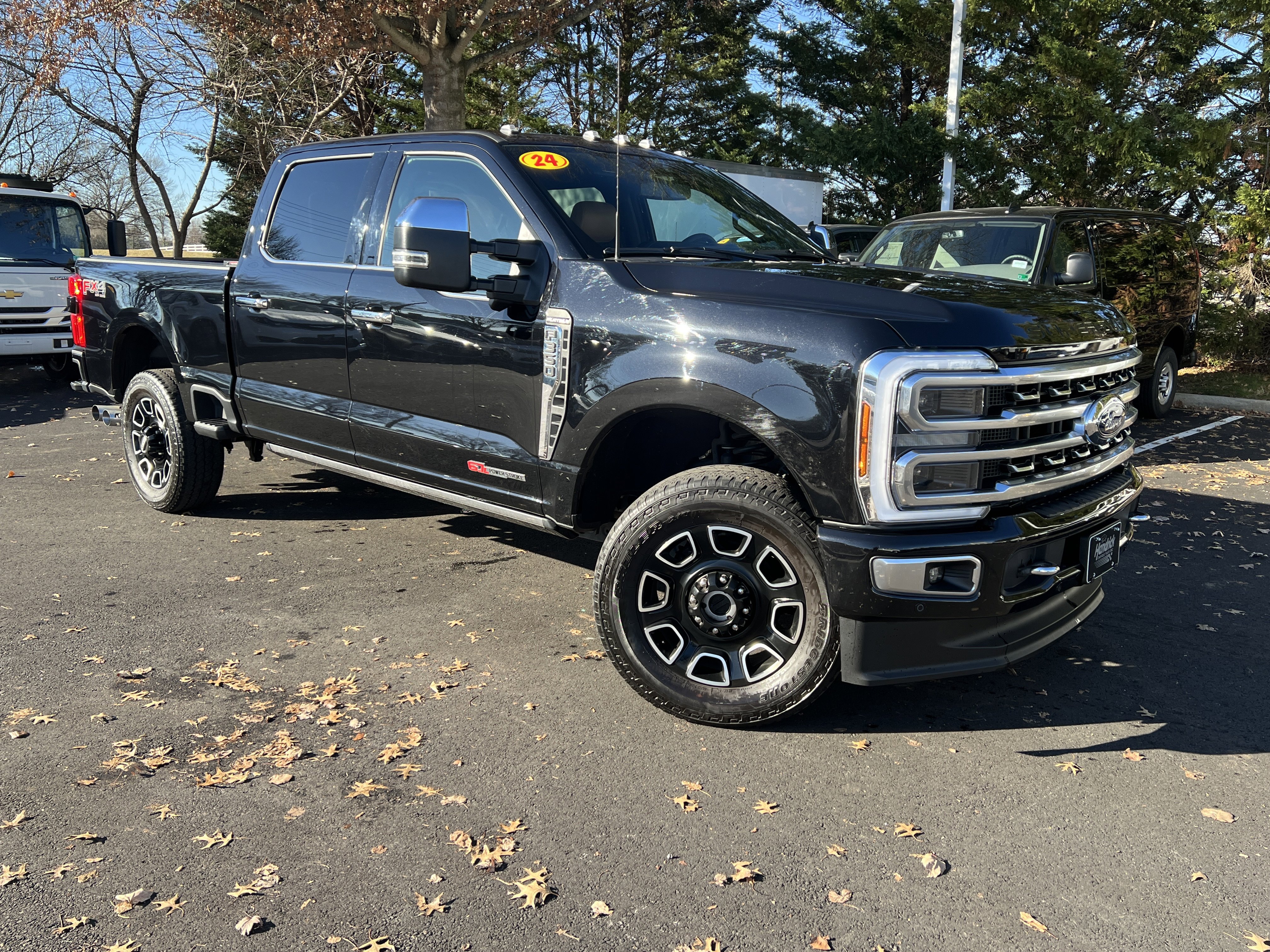 Used 2024 Ford F350 Platinum image 2