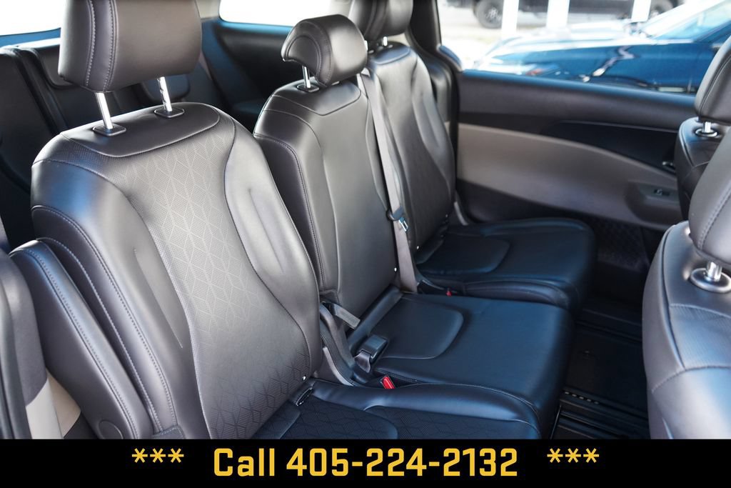 Used 2026 Kia Carnival LXS FWD image 22