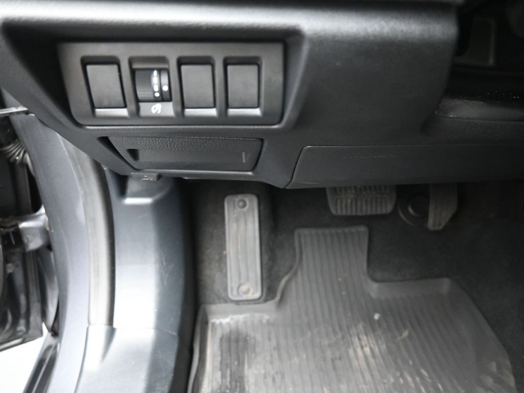 Used 2020 Subaru Outback Premium AWD/4WD image 16