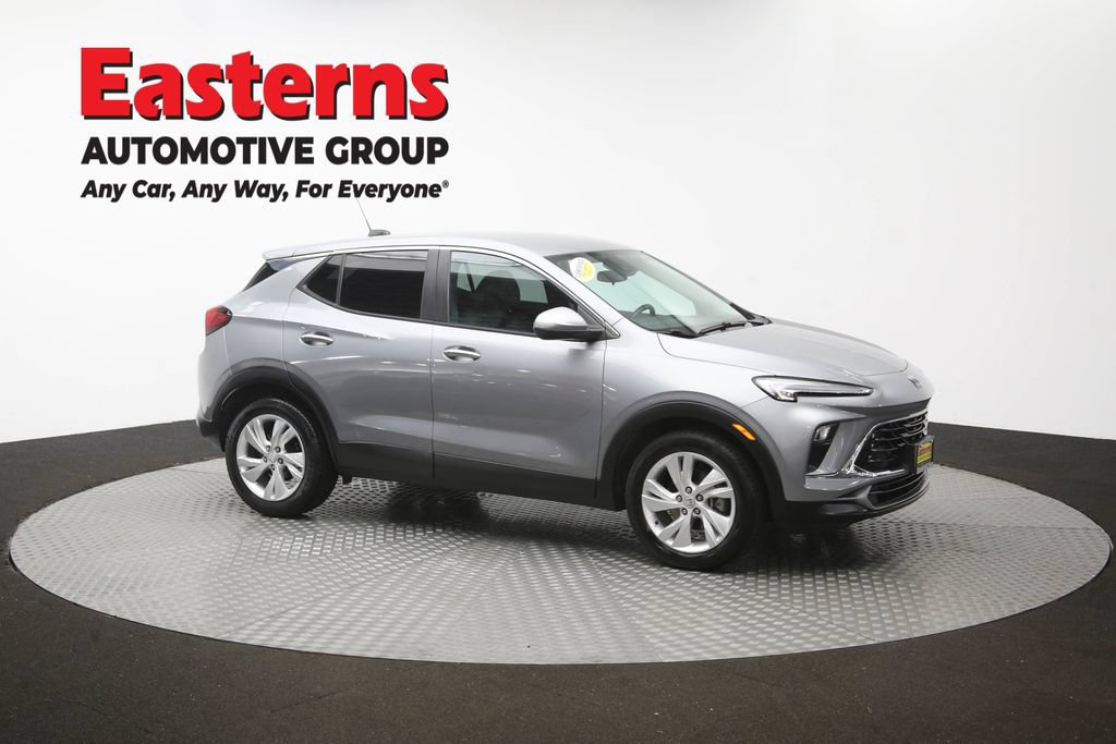 Used 2024 Buick Encore GX Preferred FWD image 45