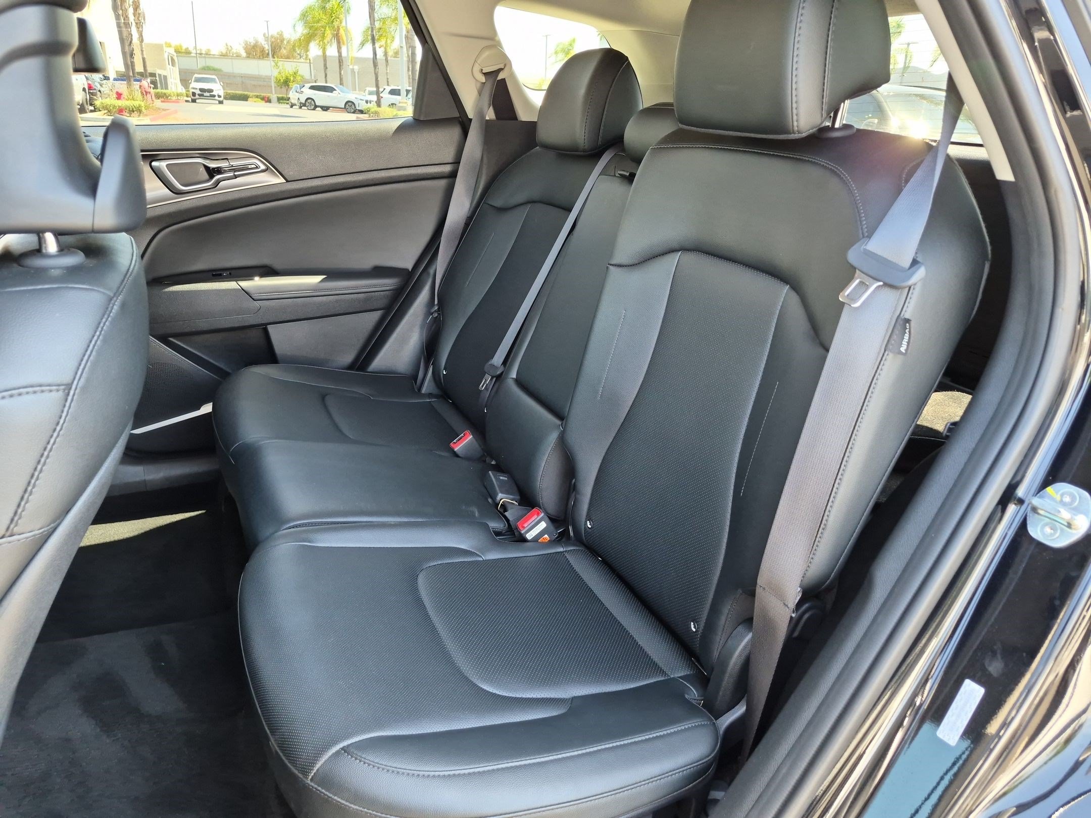 Used 2024 Kia Sportage EX FWD image 30