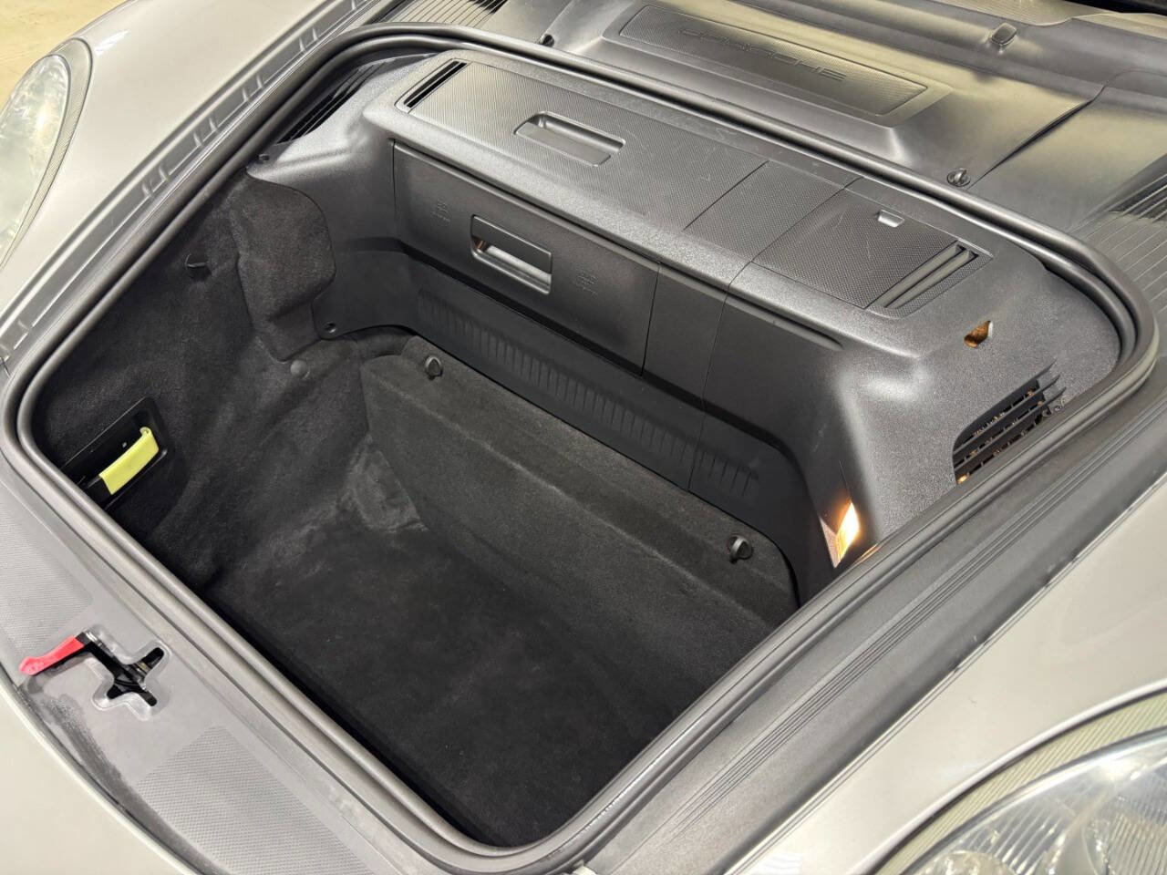 Used 2005 Porsche Boxster S RWD image 34