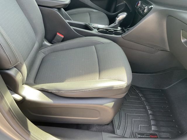 Used 2023 Buick Encore GX Preferred w/ Cold Weather Comfort Package image 14