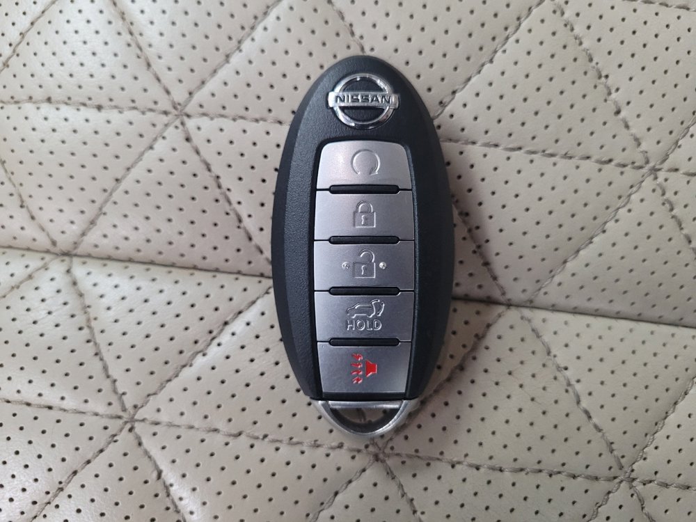 Used 2019 Nissan Murano Platinum w/ Cargo Package image 32