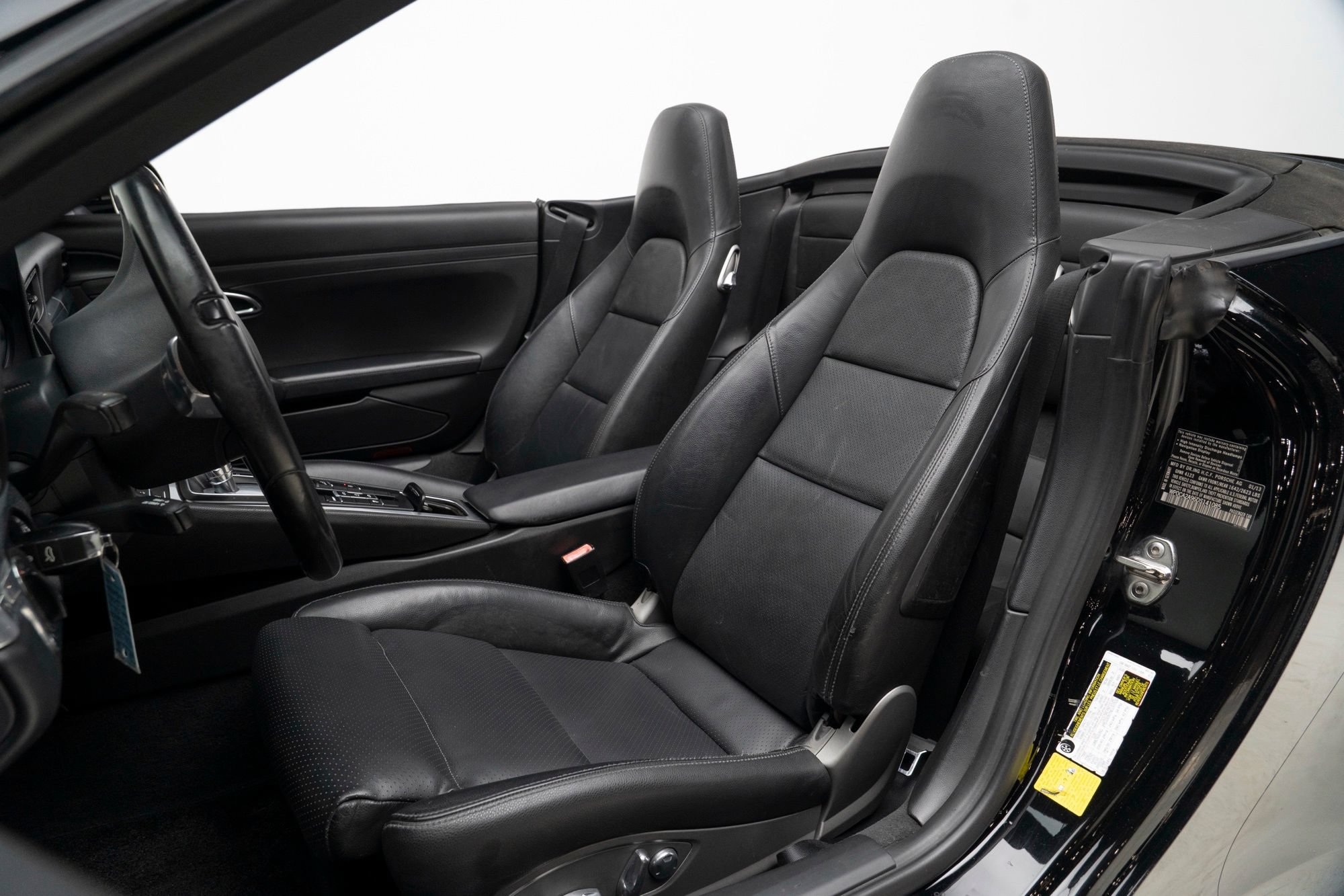 Used 2013 Porsche 911 Carrera 4 AWD/4WD image 3