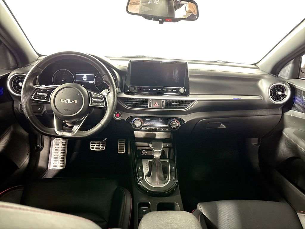 Used 2023 Kia Forte GT w/ GT2 Package image 12
