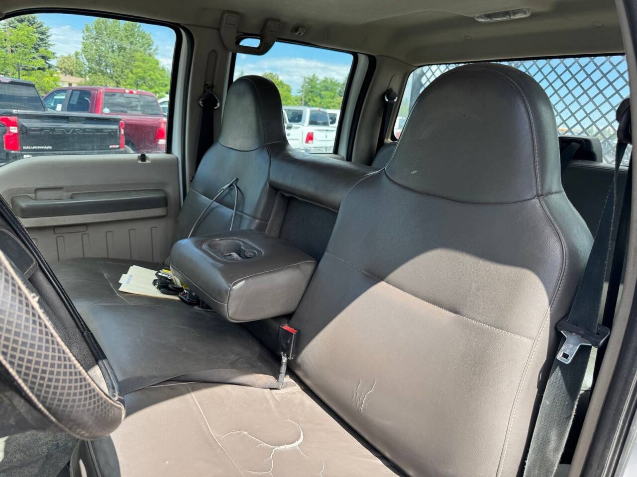 Used 2009 Ford F350 4x4 Crew Cab DRW Super Duty image 12