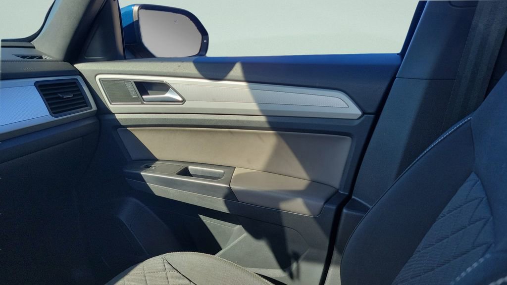 Used 2021 Volkswagen Atlas Cross Sport S image 18