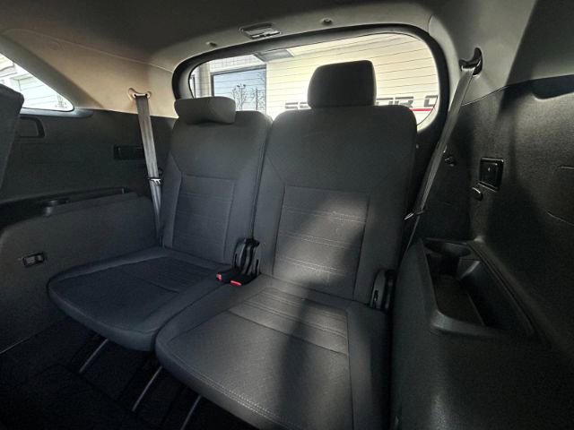 Used 2020 Kia Sorento LX image 7