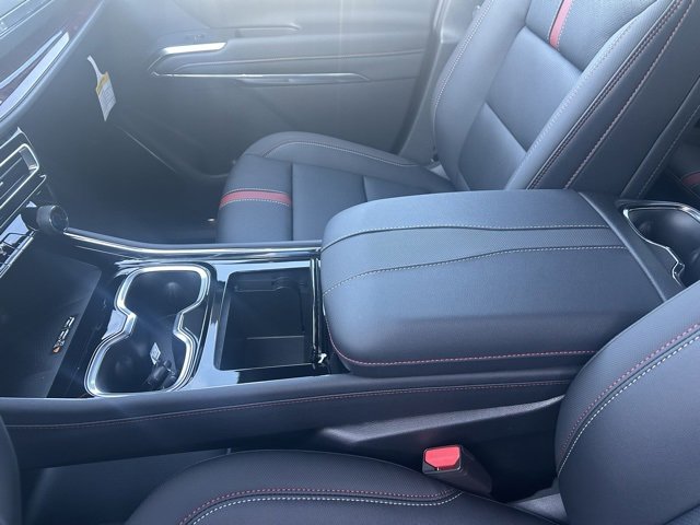 New 2026 Chevrolet Traverse RS image 14