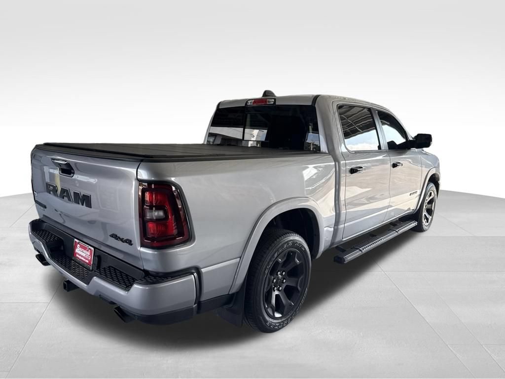 Used 2025 RAM 1500 Big Horn AWD/4WD image 9