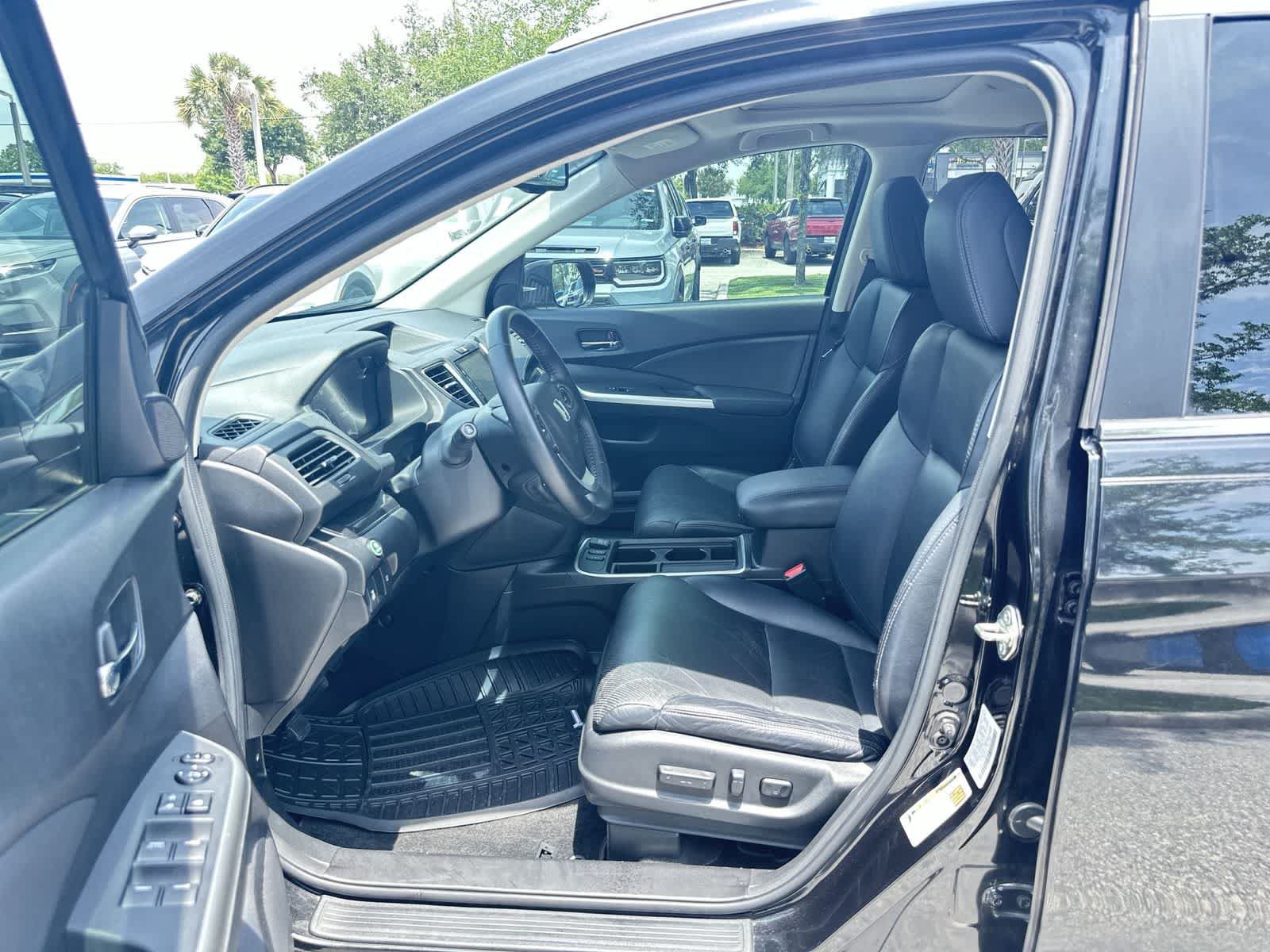 Used 2015 Honda CR-V EX-L image 2
