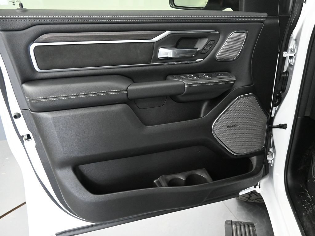 New 2026 RAM 1500 Laramie w/ Night Edition AWD/4WD image 16