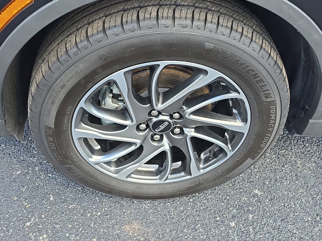 Used 2022 Lincoln Corsair FWD image 6