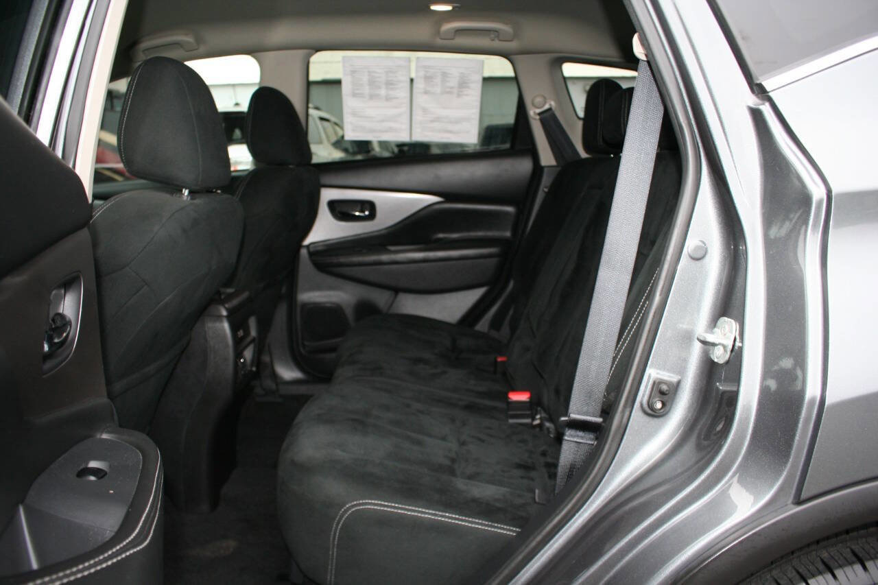 Used 2019 Nissan Murano S image 20