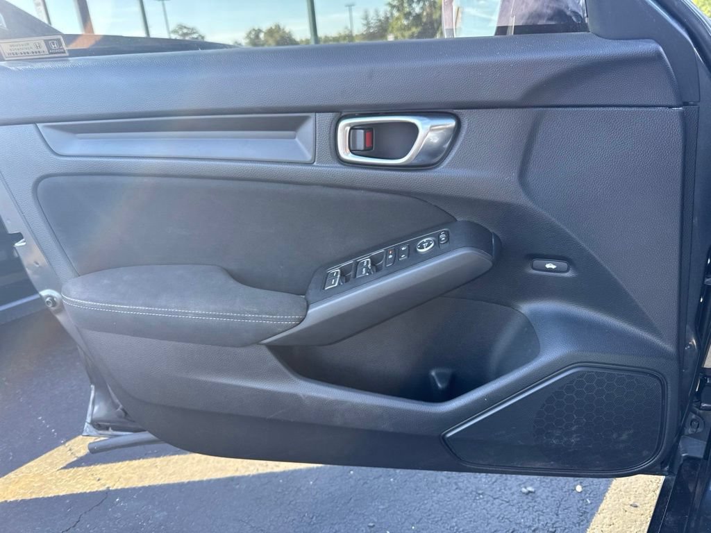 Used 2022 Honda Civic Sport image 9