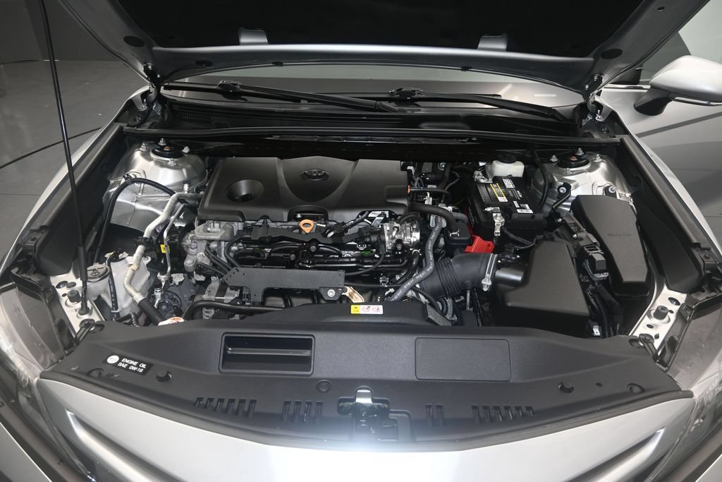 Used 2022 Toyota Camry SE FWD image 16