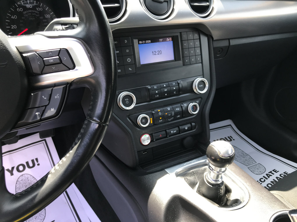 Used 2020 Ford Mustang GT w/ Black Accent Package RWD image 16