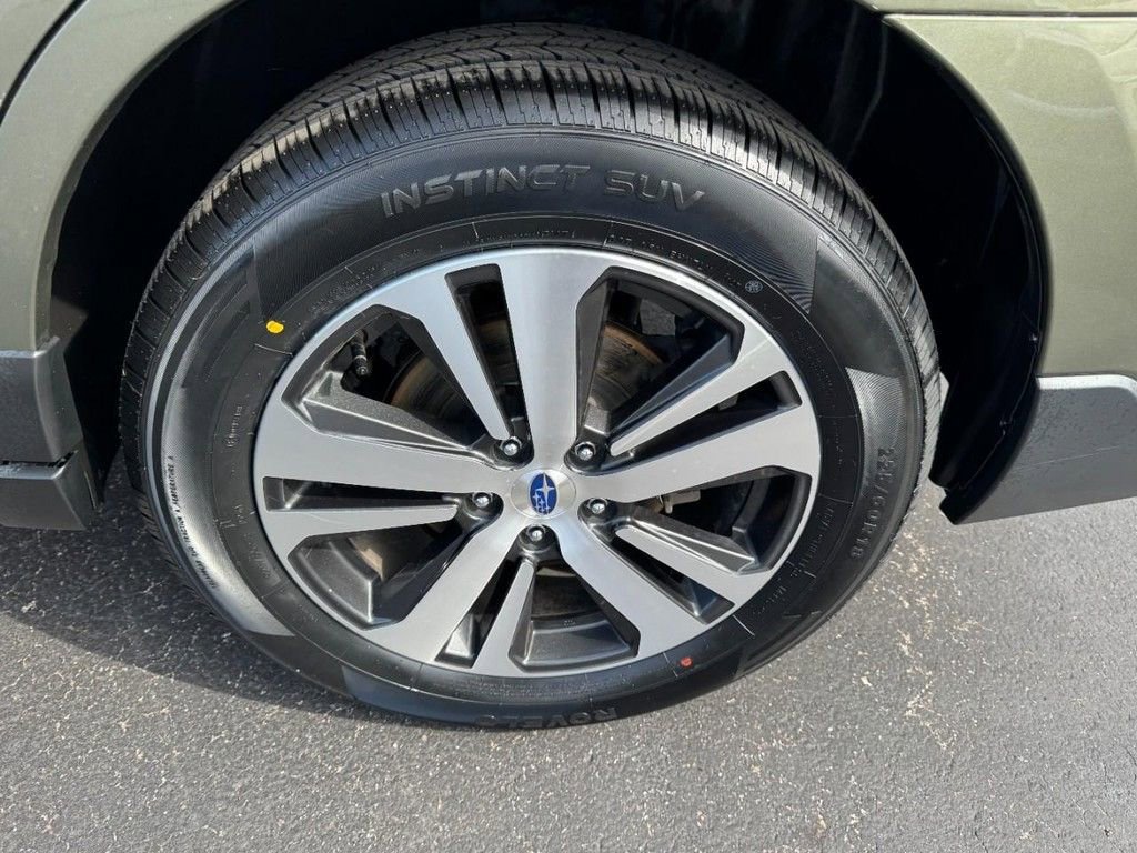 Used 2019 Subaru Outback 3.6R Limited image 7