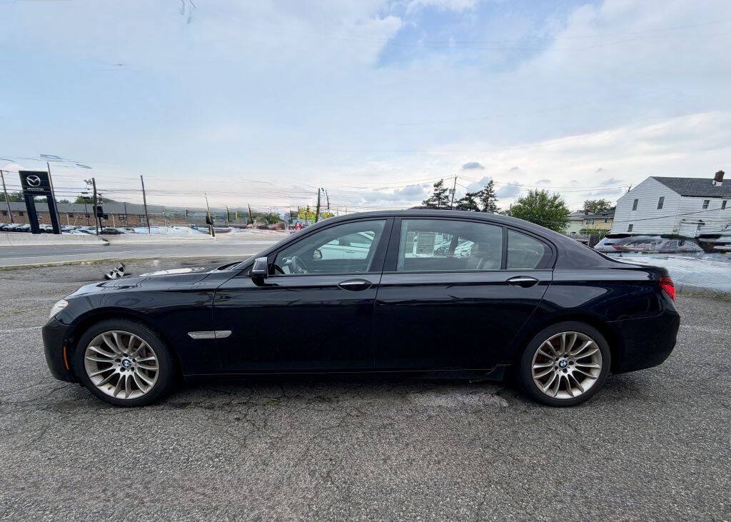 Used 2015 BMW 750Li xDrive AWD/4WD image 4