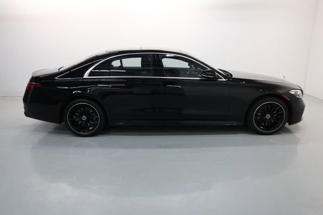Used 2022 Mercedes-Benz S 580 4MATIC Sedan w/ AMG Line Package image 76