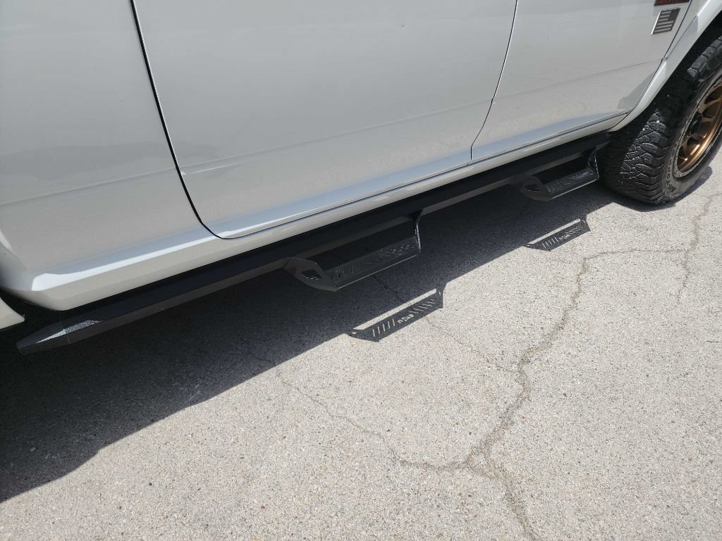 Used 2018 RAM 2500 Laramie w/ Sport Appearance Group RWD image 12