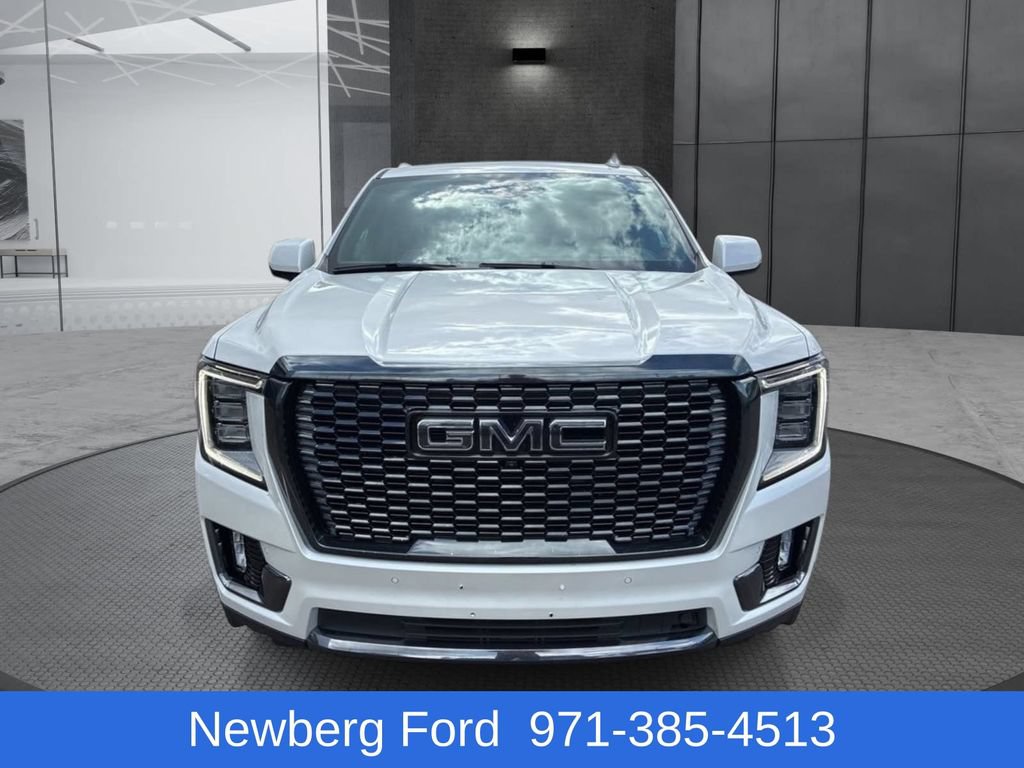 Used 2024 GMC Yukon XL Denali Ultimate AWD/4WD image 2