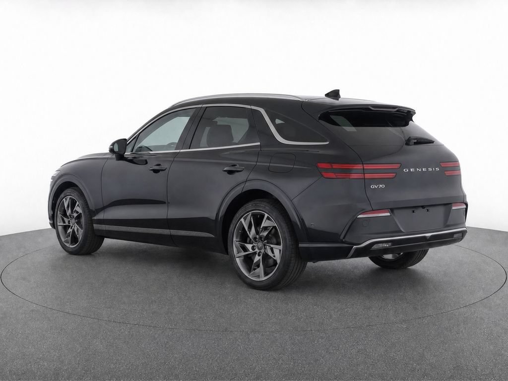 Used 2023 Genesis Electrified GV70 AWD/4WD image 4