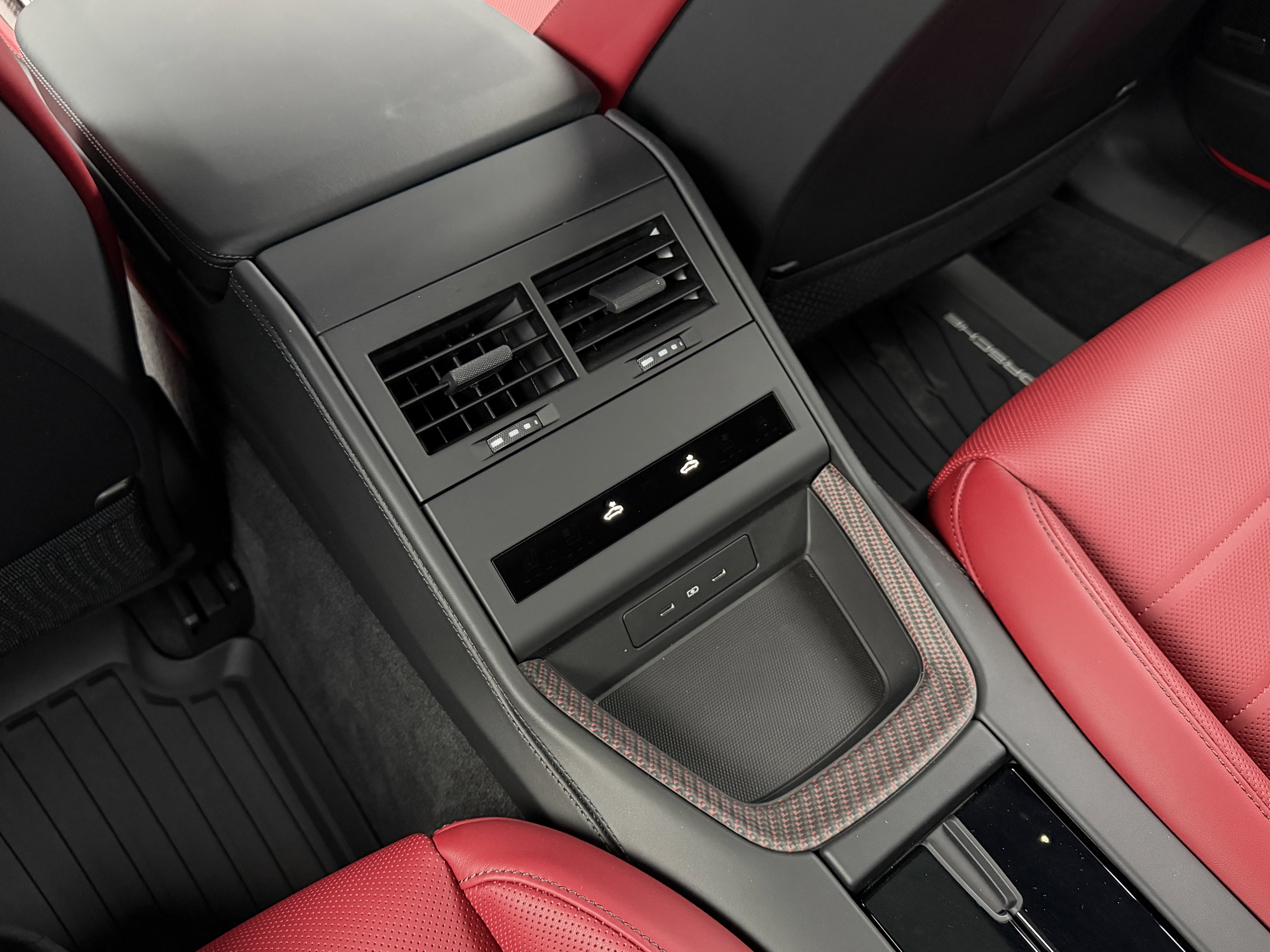 Certified 2026 Porsche Panamera GTS image 36