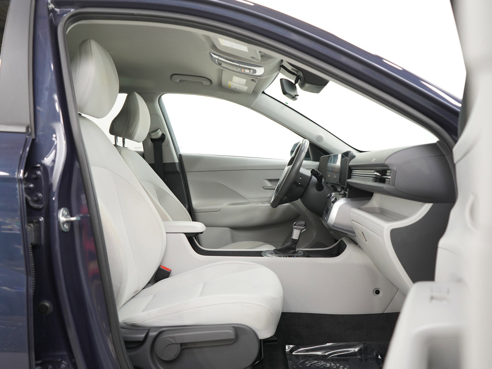 Used 2024 Hyundai Kona SEL image 10