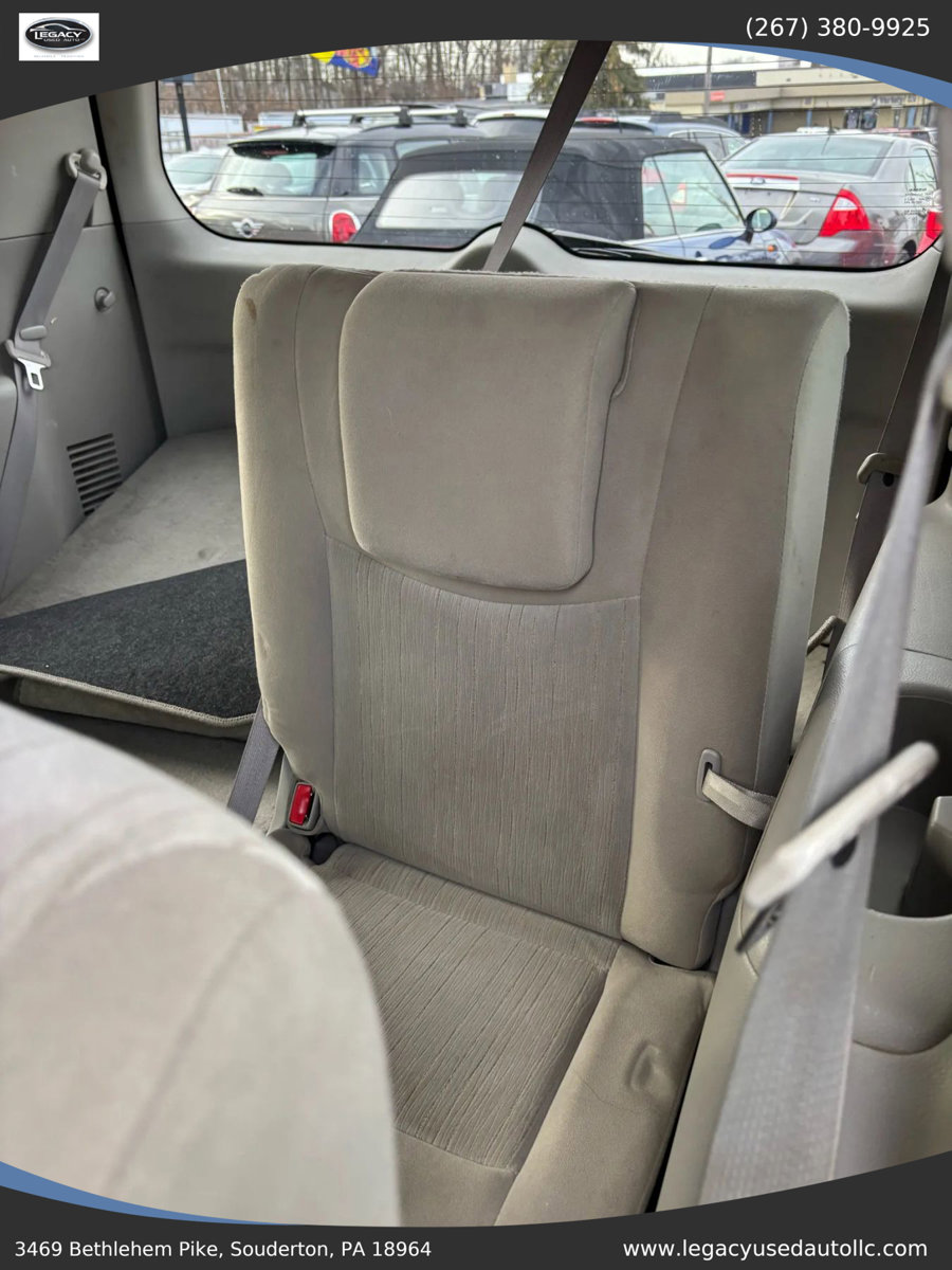 Used 2017 Nissan Quest SV image 23