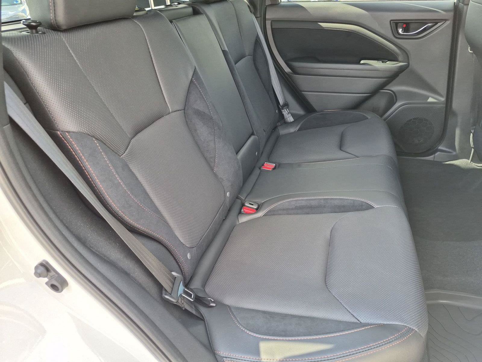Used 2025 Subaru Forester Touring AWD/4WD image 30