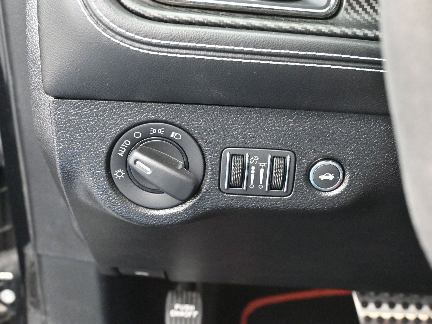 Used 2022 Dodge Challenger SRT Hellcat image 31