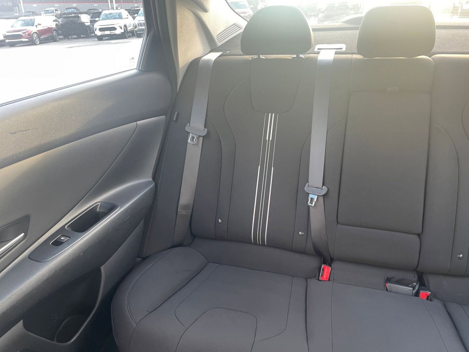 Used 2025 Hyundai Elantra SEL image 38