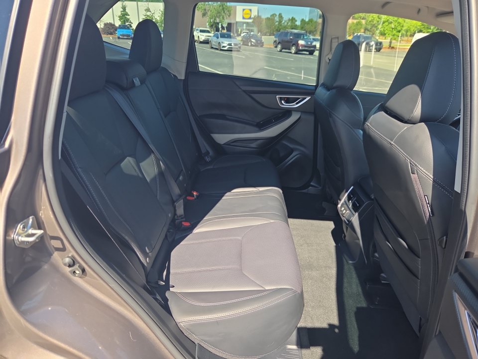 Used 2023 Subaru Forester Limited AWD/4WD image 33
