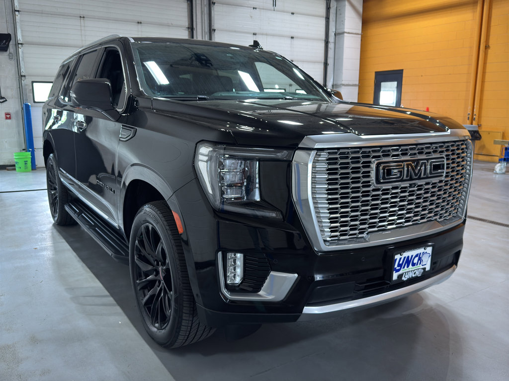 Used 2024 GMC Yukon Denali w/ Advanced Technology Package AWD/4WD image 7