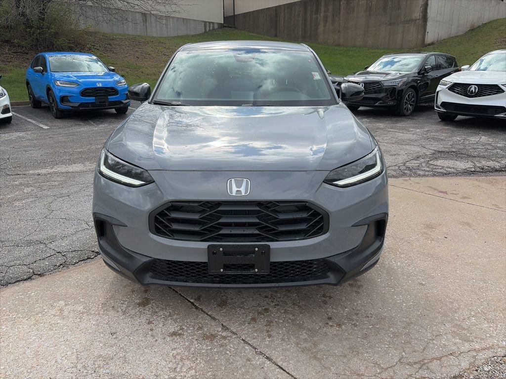 Used 2026 Honda HR-V Sport image 2