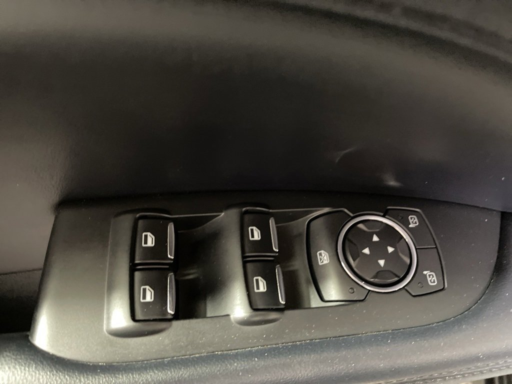 Used 2017 Lincoln MKZ Premiere image 10