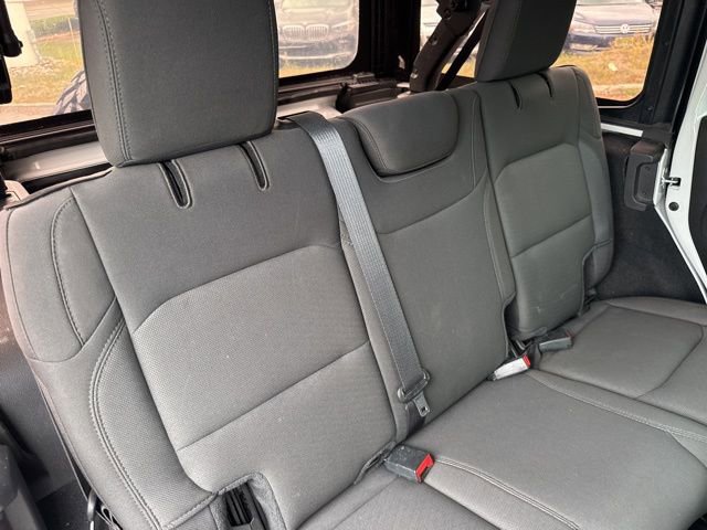 Used 2022 Jeep Wrangler Unlimited Sport image 25