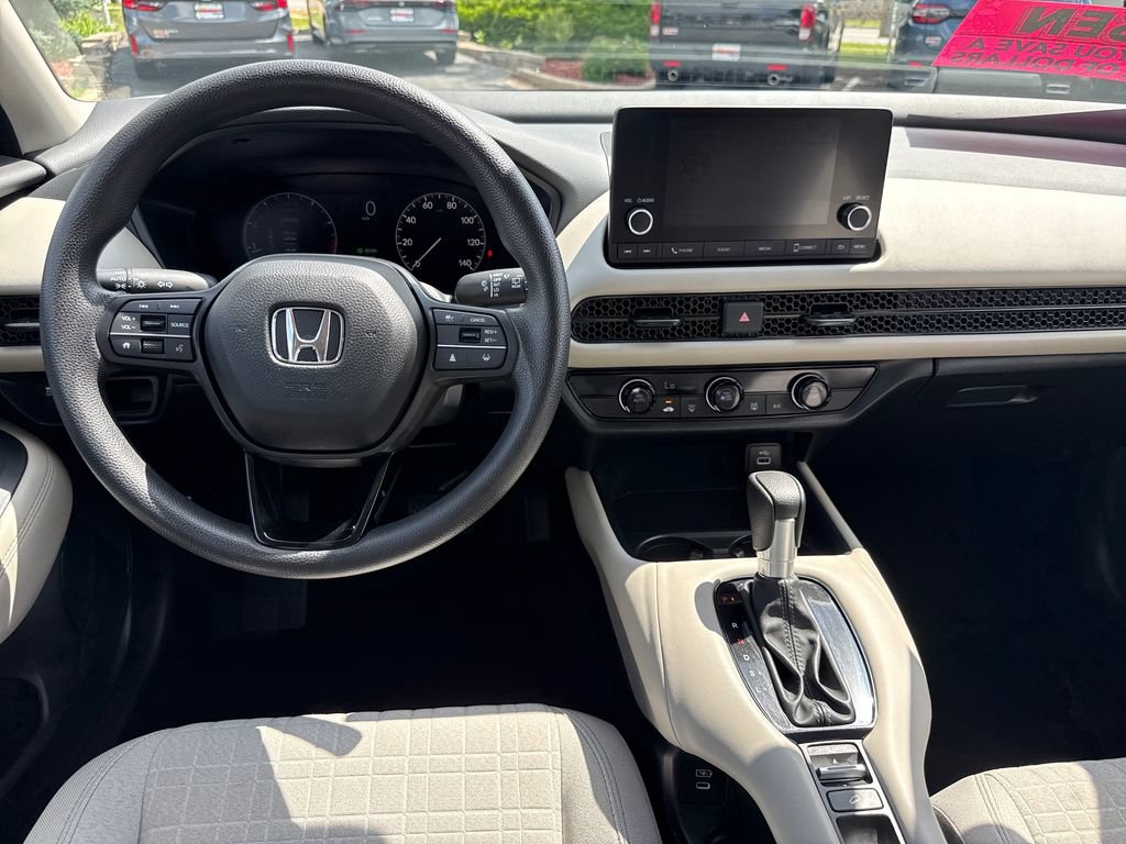 Certified 2025 Honda HR-V LX image 22