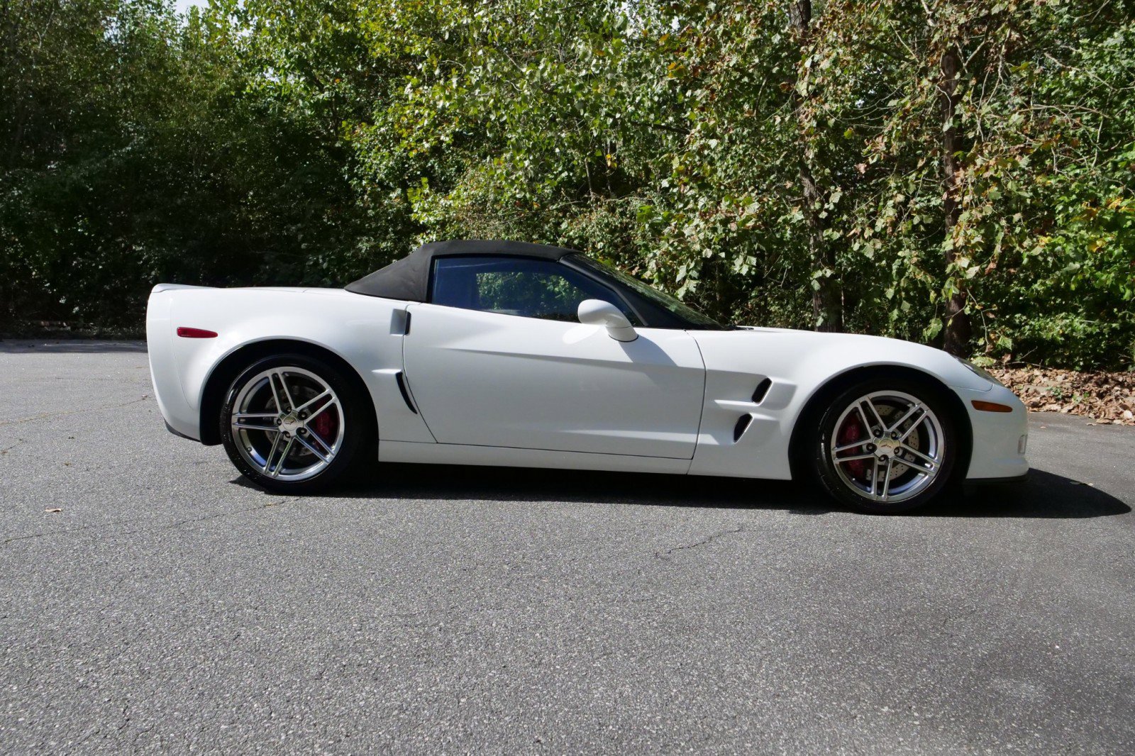 Used 2012 Chevrolet Corvette Grand Sport w/ 3LT Preferred Equipment Group image 45