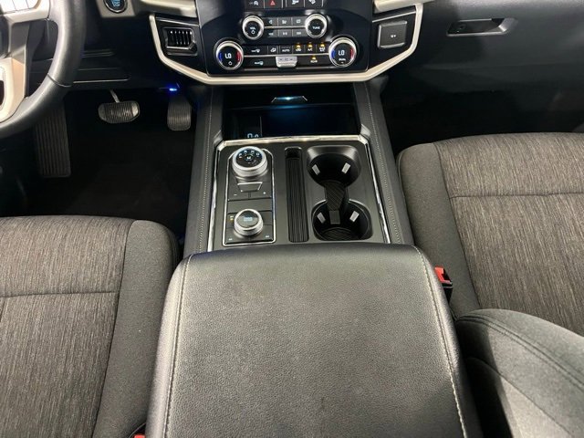 Used 2024 Ford Expedition XLT image 33