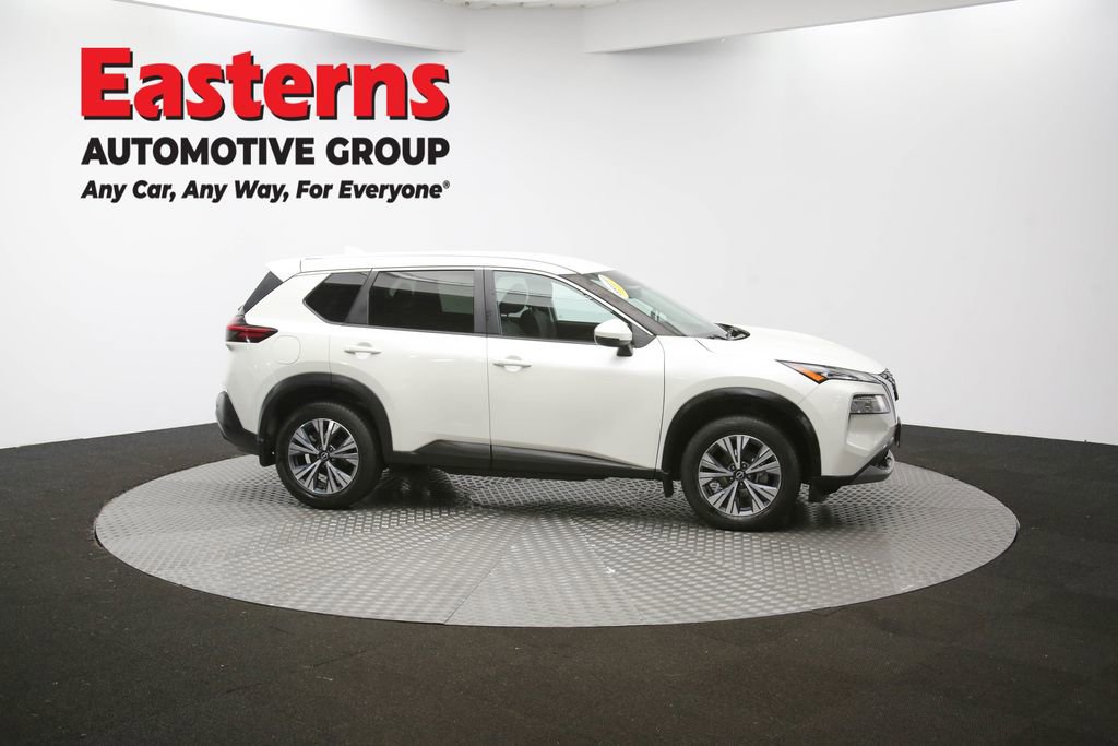 Used 2022 Nissan Rogue SV image 44