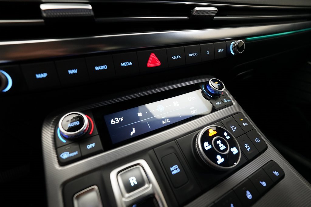 Used 2024 Hyundai Palisade Calligraphy image 21