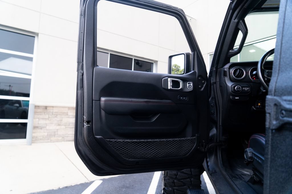 Used 2020 Jeep Gladiator Rubicon AWD/4WD image 25