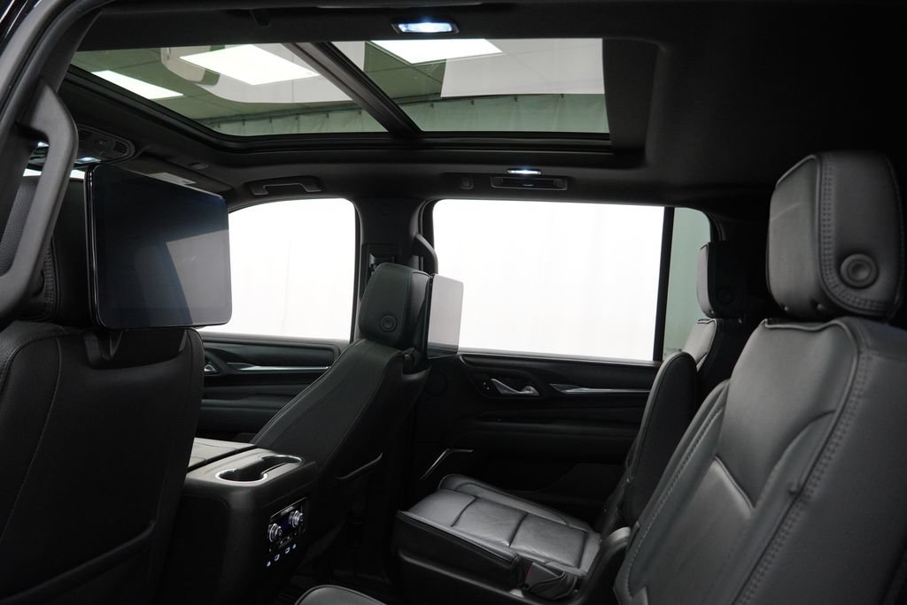Used 2021 GMC Yukon XL Denali w/ Denali Ultimate Package AWD/4WD image 22